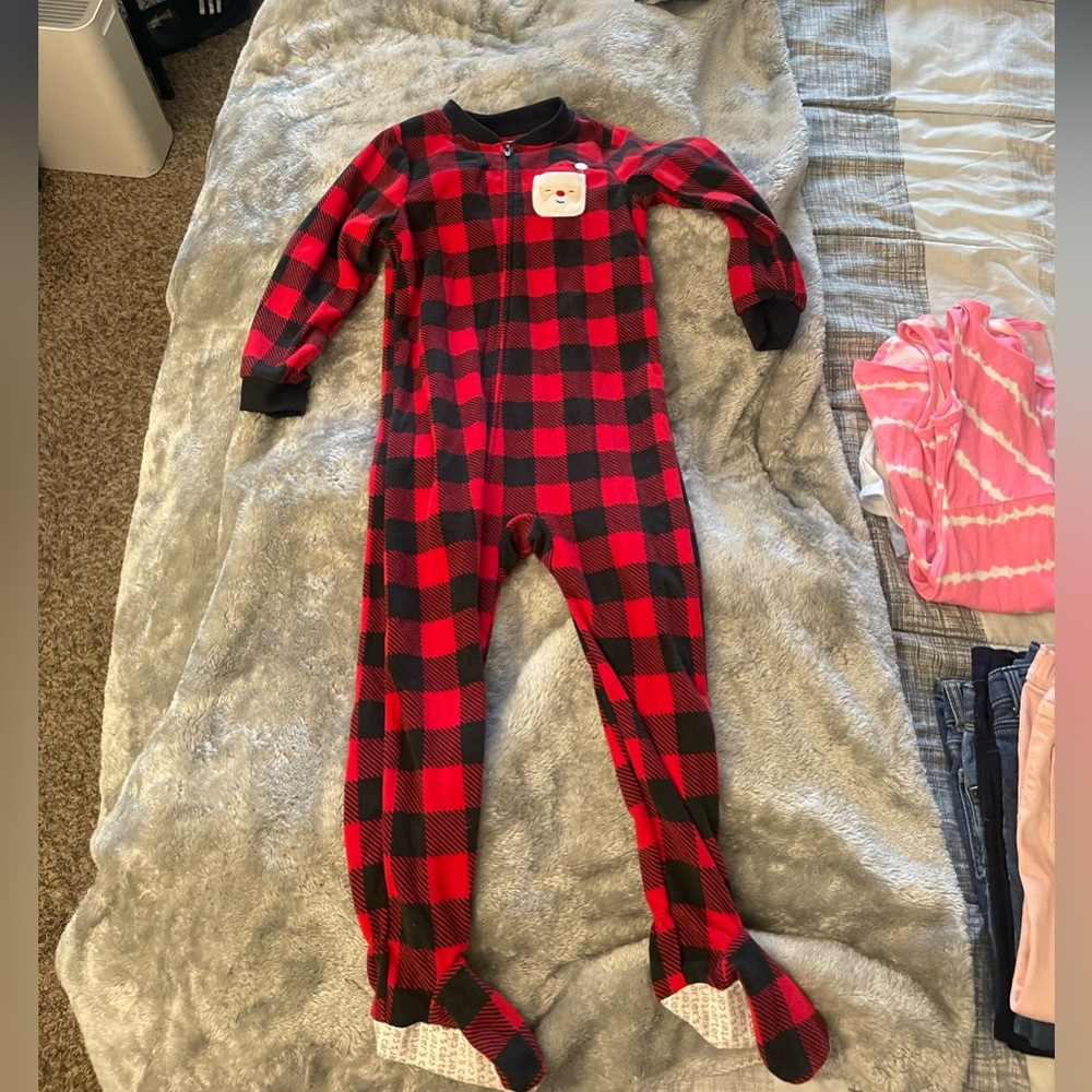 LOT OF GIRL SIZE 4 FOOTIE JAMMIES